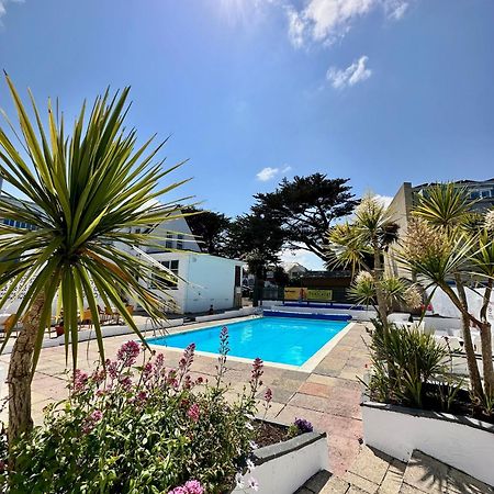 Pine Lodge Hotel New Quay Exterior foto