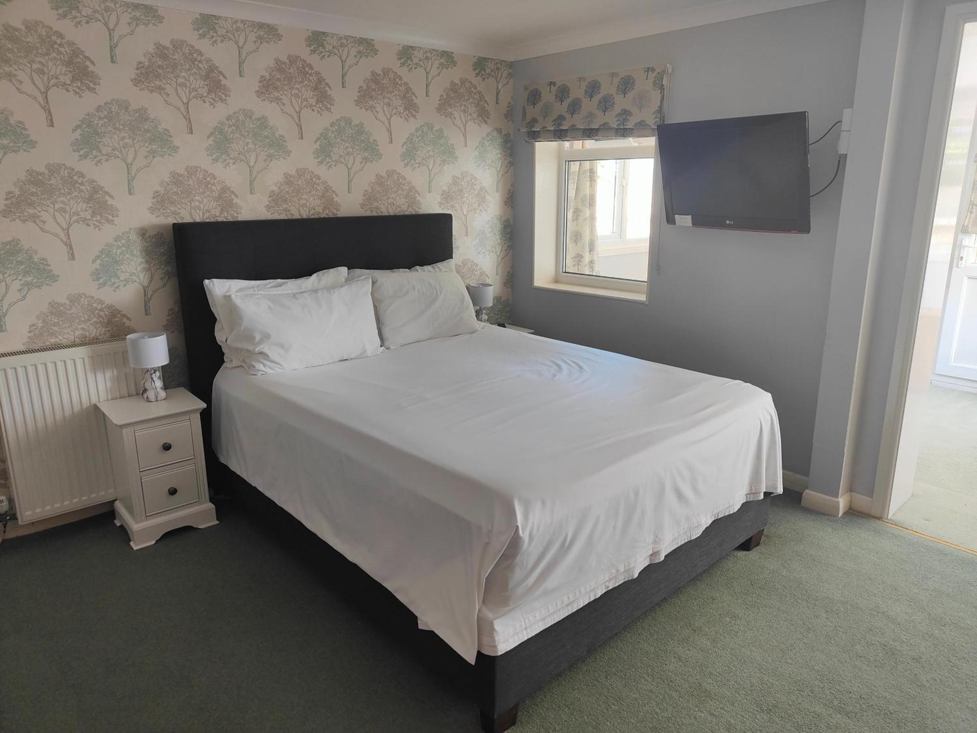 Pine Lodge Hotel New Quay Exterior foto
